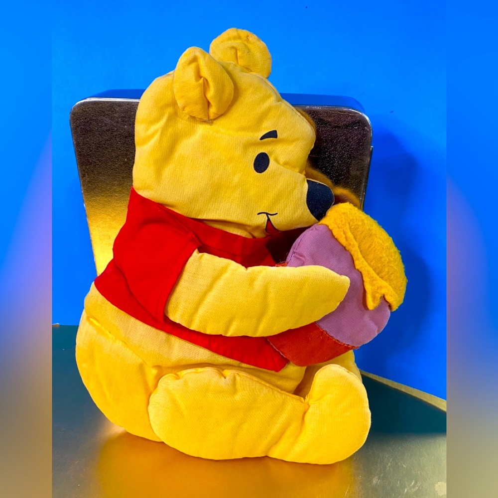 Disney Winnie The Pooh VTG 90’s Classic Pooh & Honey Pot 3-D Material Wall Decor
